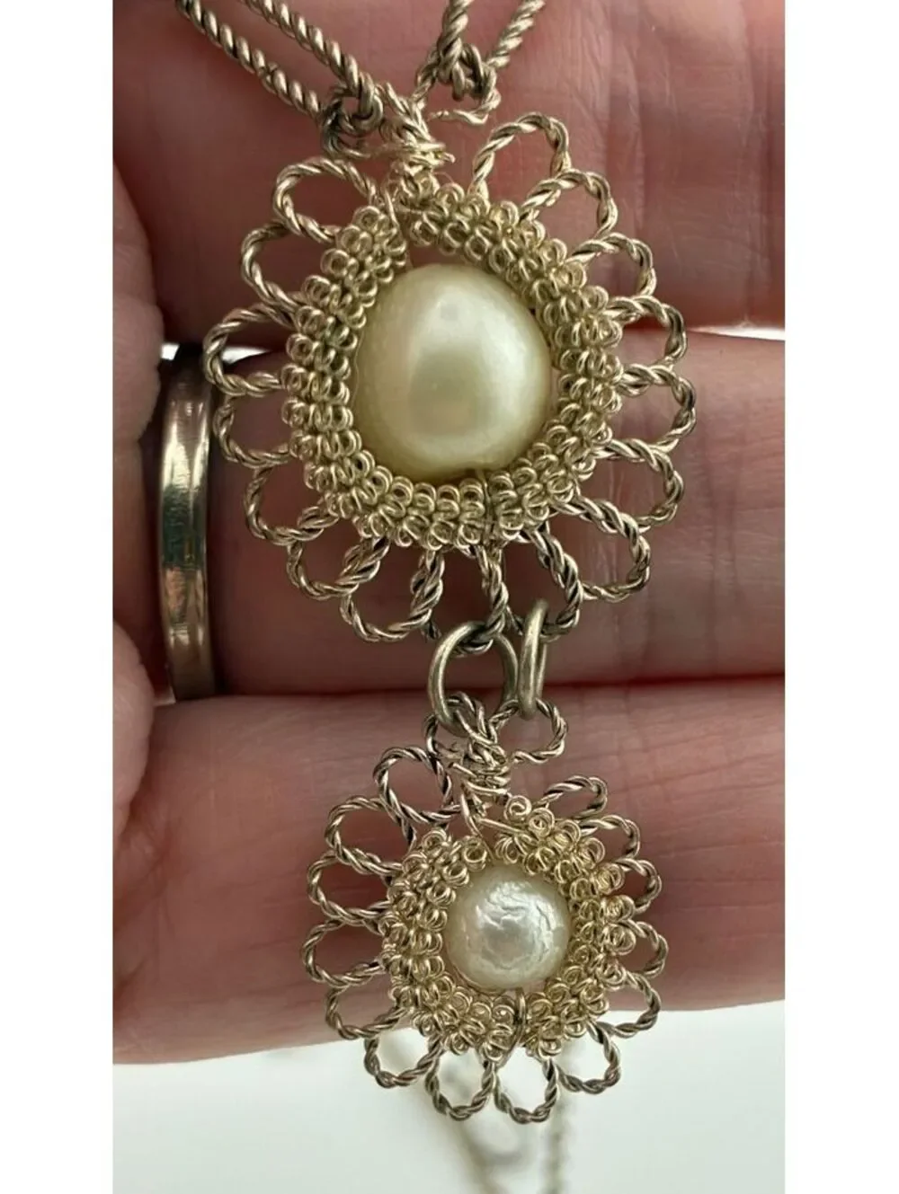 Vintage Gold Tone Filigree and Faux Baroque Pearl Necklace 18